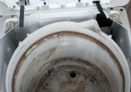 如何拆解以波轮洗衣机内桶进行清洗（简单易行的清洗方法）