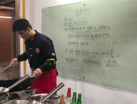 如何清洗小龙虾（以抽油烟机为工具的清洗方法）